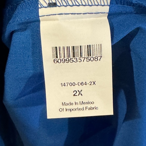 Fundamentals Scrub Top sz 2x Royal Blue - Picture 4 of 5